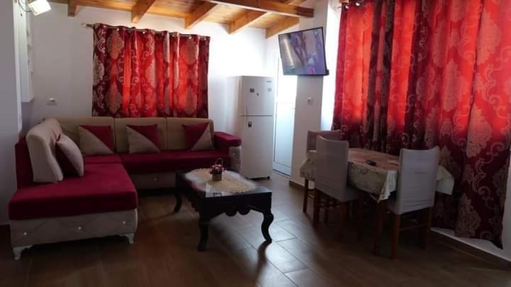 Ramaj Apartment Ксамил Екстериор снимка