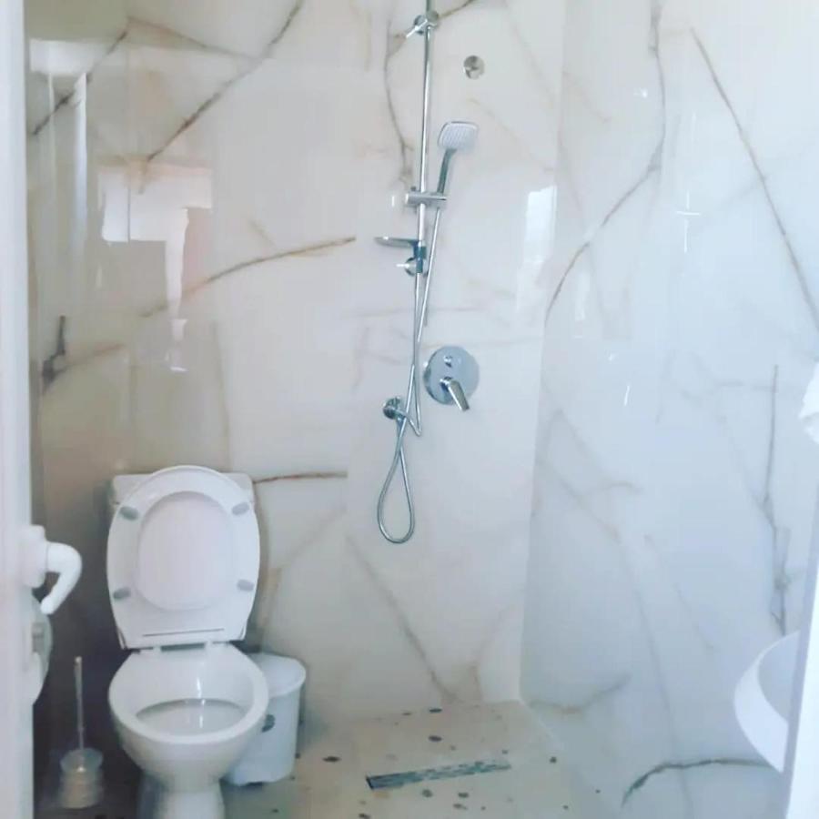 Ramaj Apartment Ксамил Екстериор снимка